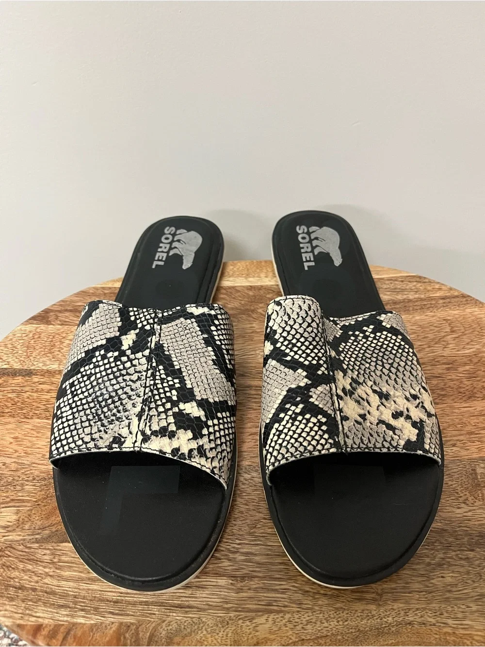 Sorel Ella II Block Slide in Black/Ivory Snake Print Leather - Size 10